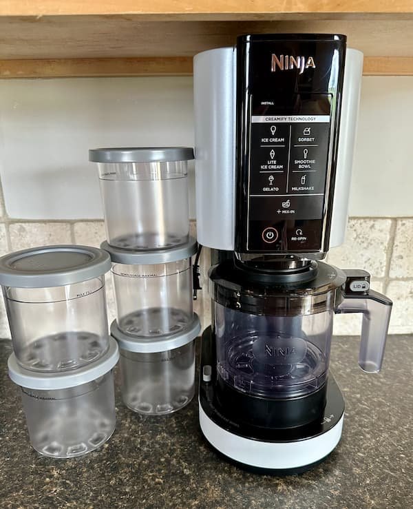 *HOT* Ninja CREAMi 7-in-1 Frozen Treat Maker with Four Extra Pints only $164.98 shipped! {Today Only}
