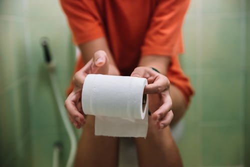 Why Do I Feel Like I Have To Pee Every 5 Minutes? A Urologist Weighs In