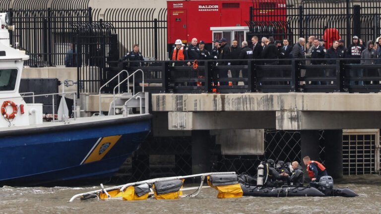 NYC Helicopter Crash Kills Spanish Rail Exec And His Family
