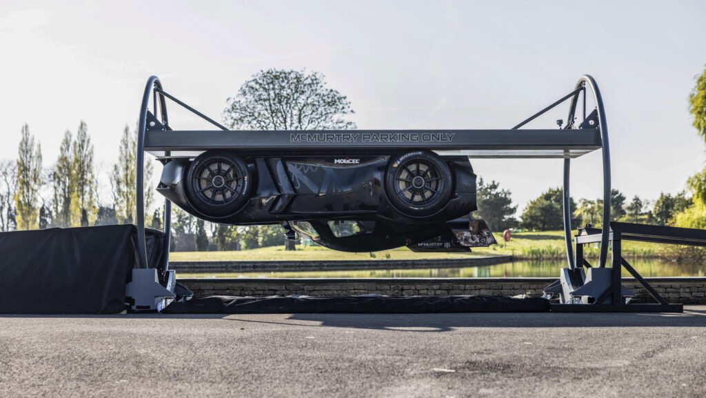 The McMurtry Spéirling Drives Upside Down, Finally Putting A High Downforce Theory Into Practice