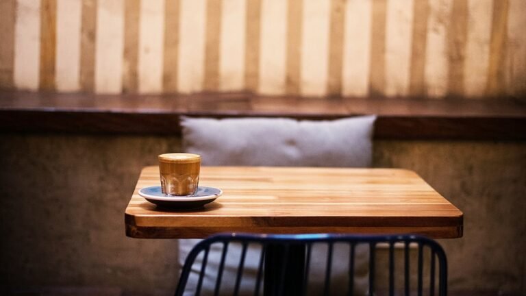 A psychologist describes the benefits of being alone