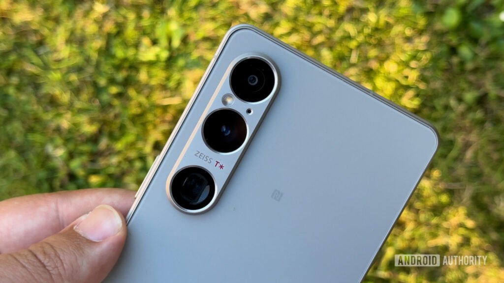 Sony Xperia 1 VII photos reveals that purple is making a comeback