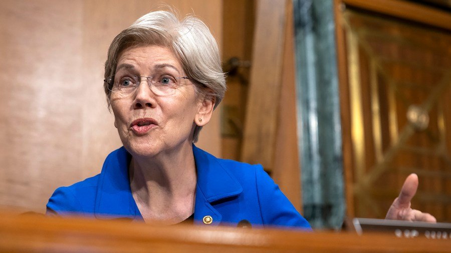 Warren: Democrats 'don’t have to wait' for courts to 'step in' to fight Trump tariffs