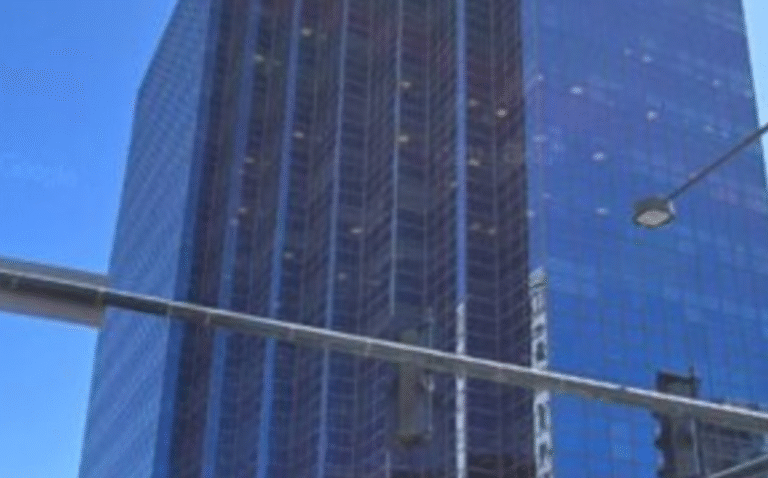 Downtown Denver Tower Trades at a Loss