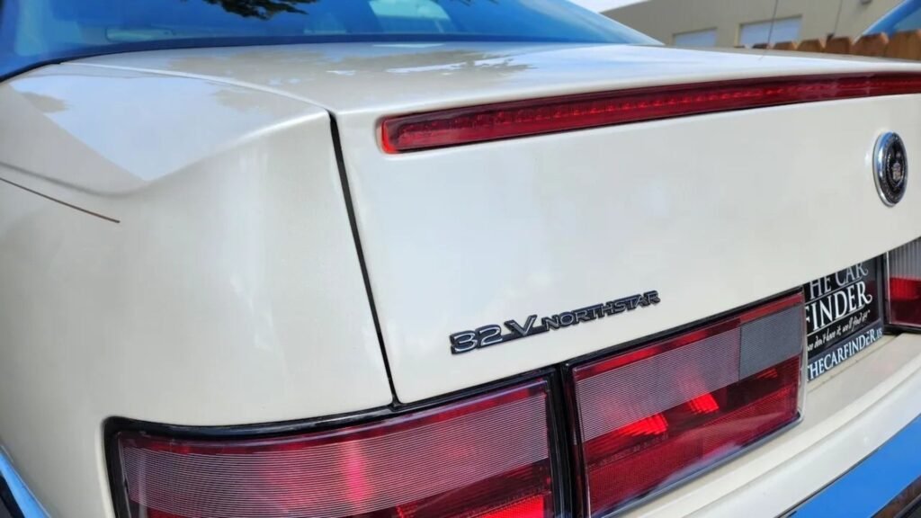 The First Luxury Car To Use An LED Third Brake Light Wasn’t The One You Think