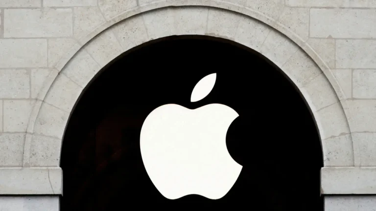 New Texas law says Apple and Google must now verify ages of app store users