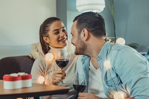 7 Fun Games For Couples Who Really Want To Get To Know Each Other