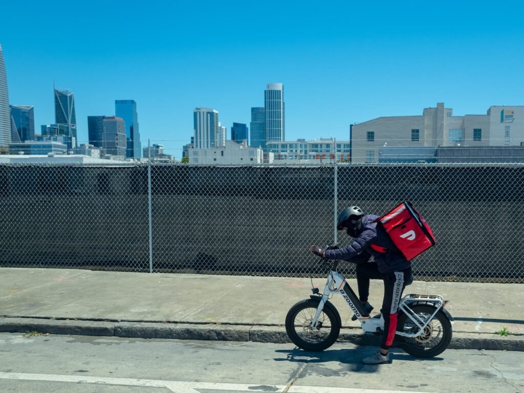Americans are still ordering food through DoorDash even though things aren't so great right now