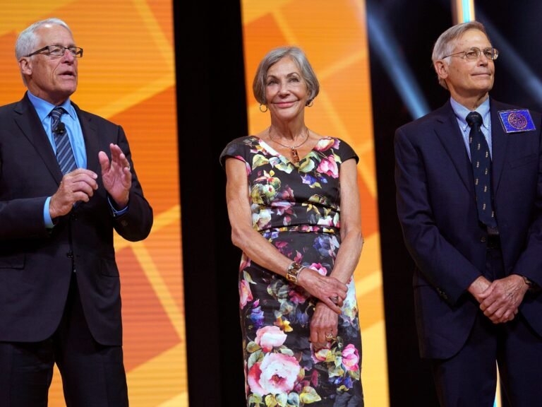 The 25 richest American families, ranked