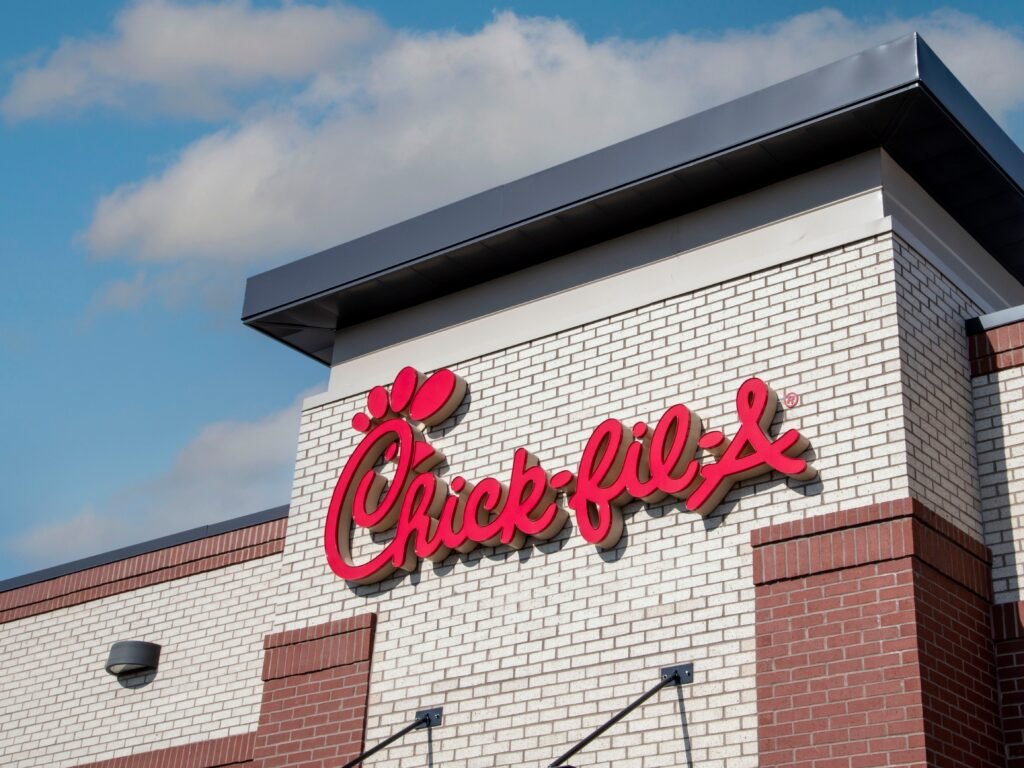 What it costs to open 12 of the biggest fast food chains in the US, from Chick-fil-A to McDonald's