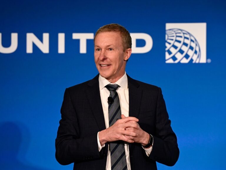 United Airlines CEO Scott Kirby slams the budget airline model: 'It's dead'
