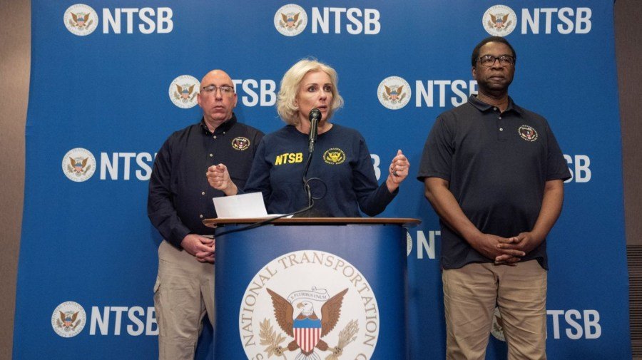 White House removes vice chair of independent NTSB