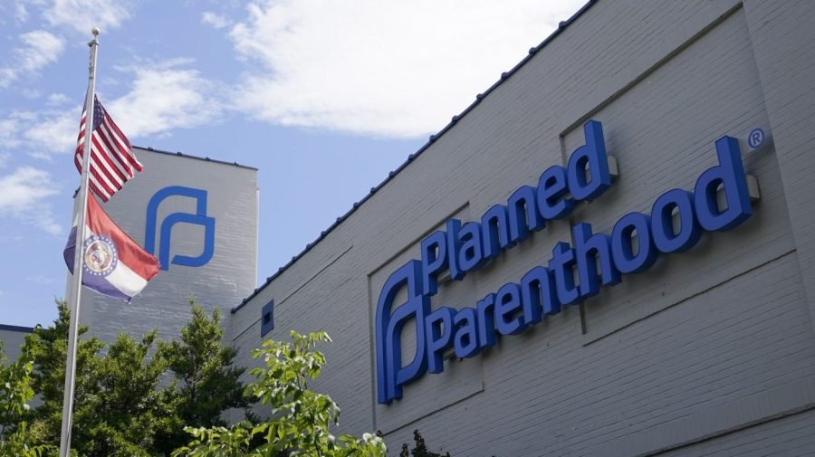 Missouri Supreme Court leaves abortion ban in place