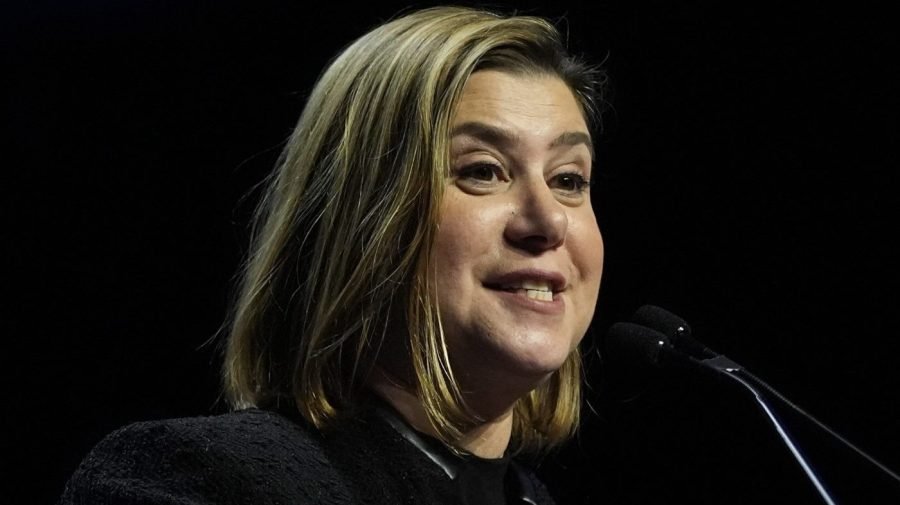 Slotkin plays 'Call of Duty' with young constituents: 'A lady zombie just killed me'