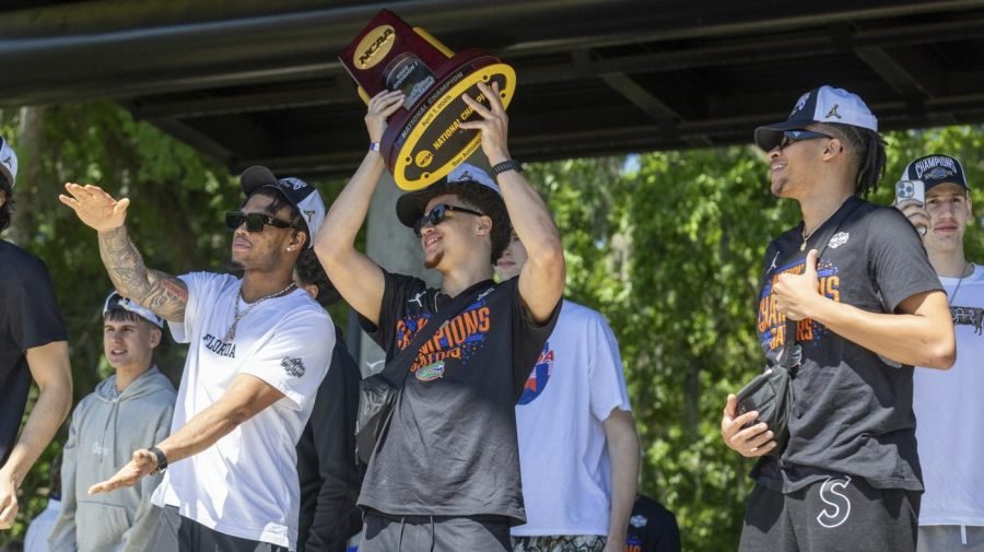 Watch: Trump welcomes Florida Gators, NCAA men's basketball champions, to White House