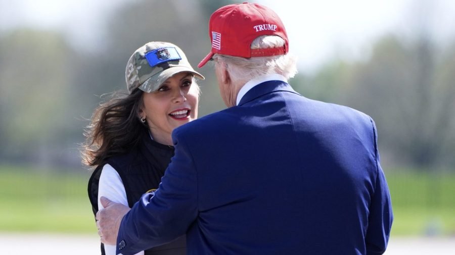 Whitmer says nation in constitutional crisis: 'This is a very serious moment'