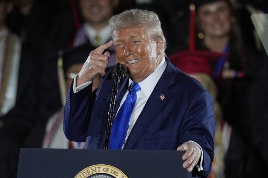 Trump: 'Internet people' who once 'hated me' now 'kissing my a--'