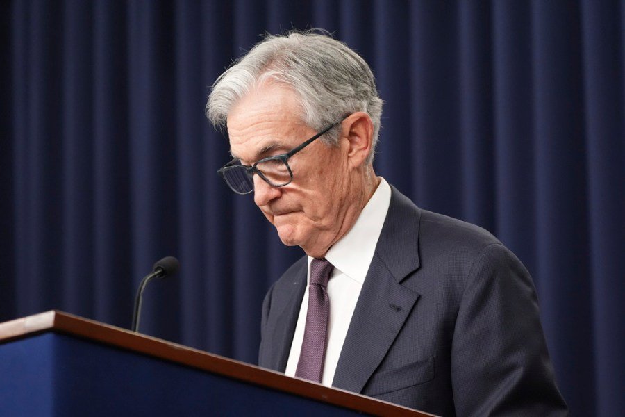 US housing finance chief tells Powell to lower interest rates