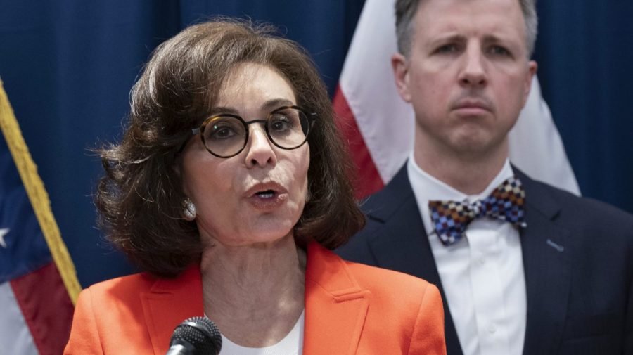 Watch live: Trump holds swear-in ceremony for Jeanine Pirro, DC's interim top prosecutor