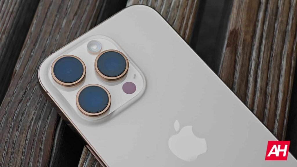 Apple’s Next iPhone Camera Could Be a 200MP Monster