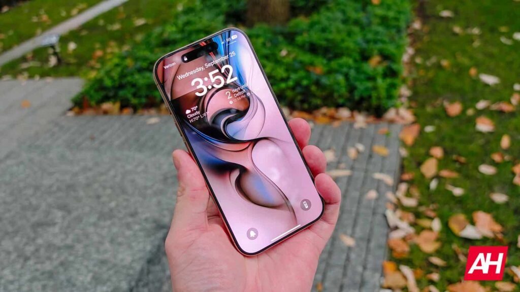 iPhone 17’s Getting a Size Upgrade – But Still Stays Compact