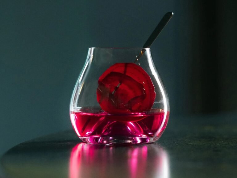 Paris’ Most Exciting New Bar Runs Entirely Without Ice