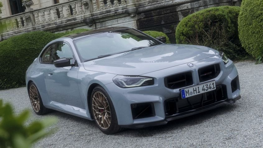 New BMW M2 CS revealed - pictures