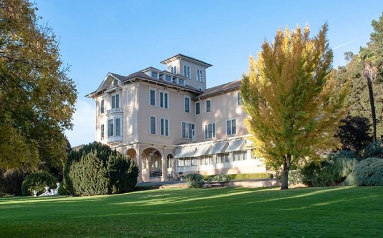 UC Investments Acquires Belmont University Campus in Sale-Leaseback