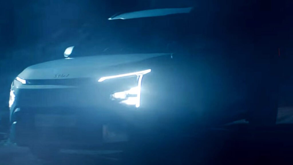 Kia’s New ICE Minivan Looks Like A Crossover EV