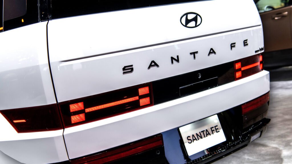 Hybrids Help Drive Hyundai To Record Sales