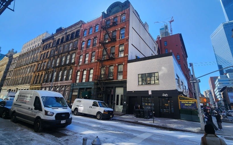 Arrow Lines Up Acquisition Loan for Tribeca Mixed-Use