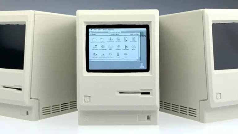 This Mini Mac Has a Smaller Screen Than the Original iPhone