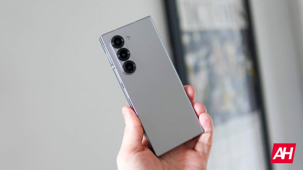 Samsung's Galaxy Z Fold 7 is Super Thin, Z Flip 7 Gets Bigger Battery
