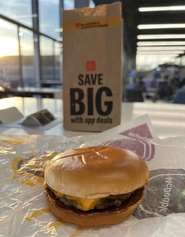 National Hamburger Day 2025 Freebies & Deals