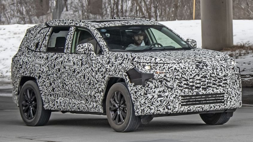 New 2025 Toyota RAV4 - pictures