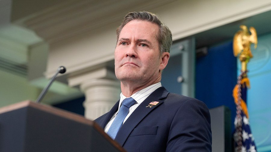 Waltz ouster highlights Trump team tumult