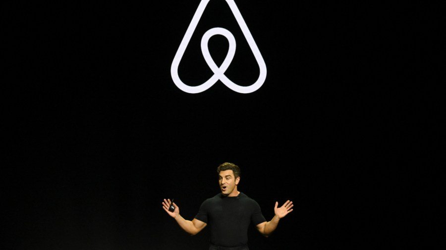 Keeping terrorists off Airbnb shouldn't undermine Americans' privacy