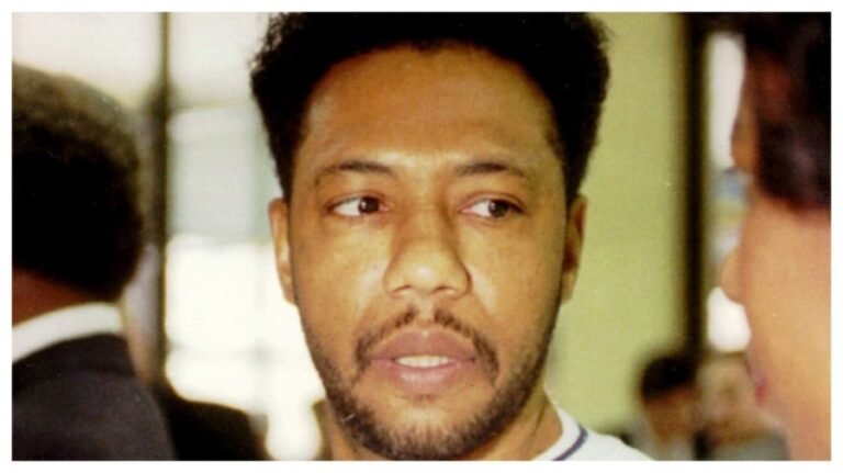 Trump commutes former gang leader's sentence: Who is Larry Hoover?