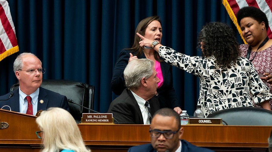 Celsius, compression socks and Cava: How lawmakers survived an all-nighter
