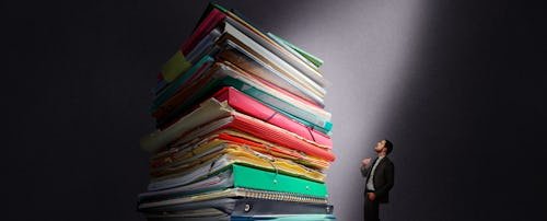 Returning to Work After Paternity Leave: 7 Expert Tips to Keep in Mind
