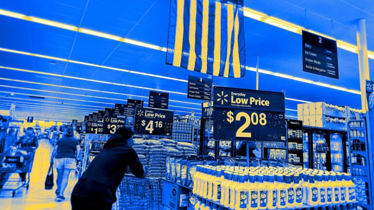 Walmart warns of higher prices due to tariffs; stock price falls in early trading