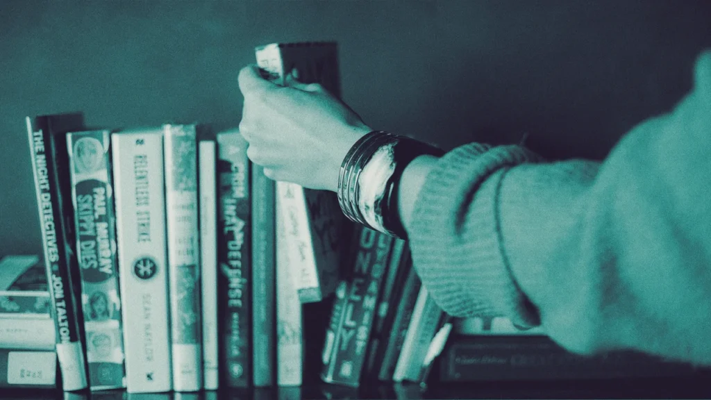 I read more than 100 books last year as a working mom. You can, too