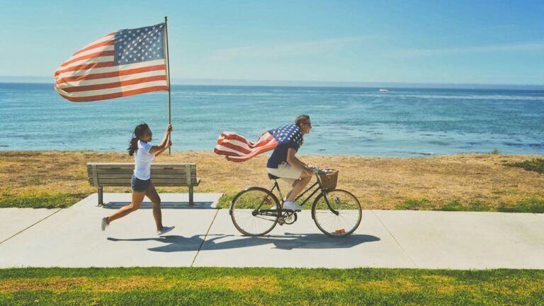 What’s open and closed on Memorial Day 2025? Stock markets, banks, stores, pharmacies, more