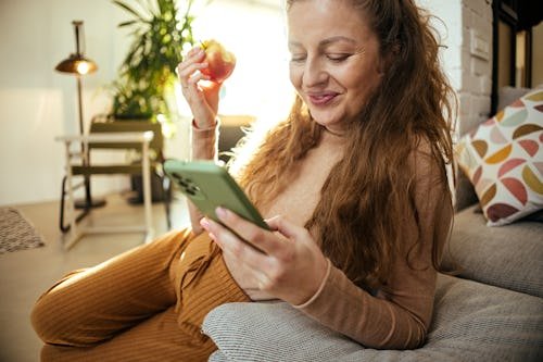 17 Moms Share How They Tell Their Partner They're Horny & In The Mood