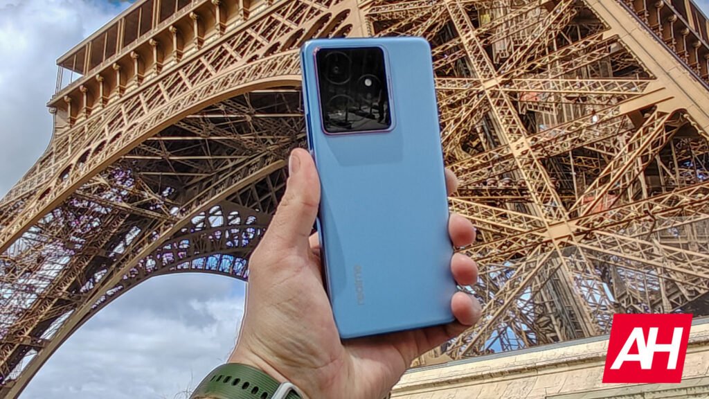 While Apple Adds AI and Google Fiddles with Pixels, realme Made a Battery Monster