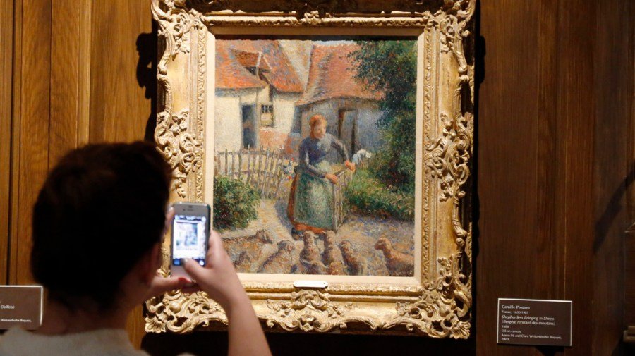 The shameful campaign to downplay the Holocaust and keep Nazi-looted art