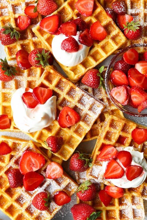 12 Mother's Day Breakfast & Brunch Recipes To Serve Mom In Bed