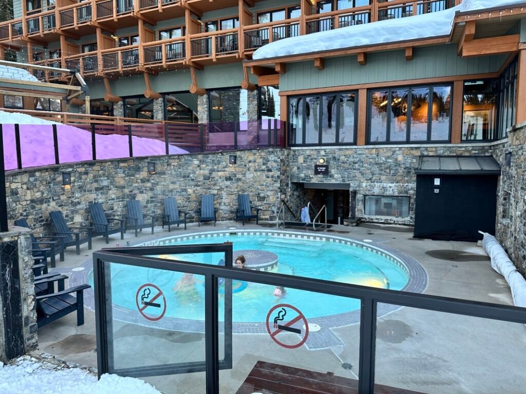Where to Stay in Banff: A Family Guide to Sunshine Mountain Lodge