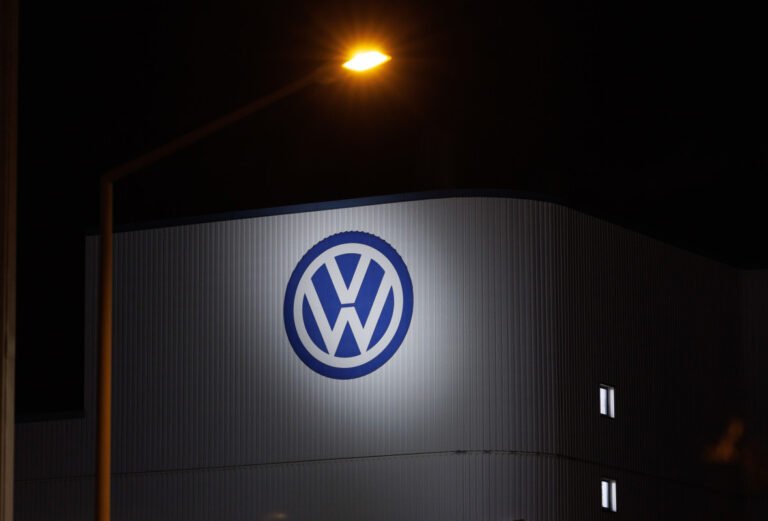VW Sell More EVs, Yet Makes a Lot Less Money