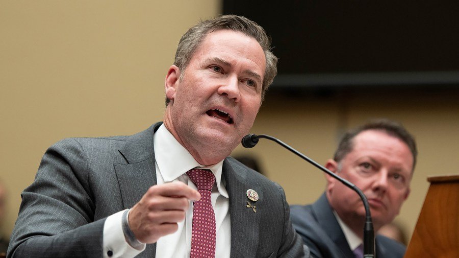 GOP senators express disappointment over reported Waltz resignation